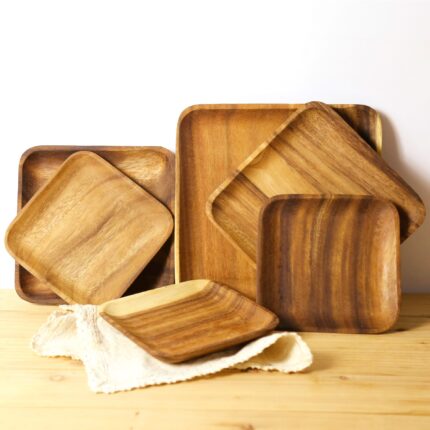Acacia rectangular wooden plate - natural wood
